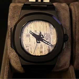 Meet your Posher, Tom